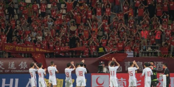 开云体育平台APP下载-国足移师迪拜中超躺枪 联赛或推迟有人欢喜有人愁