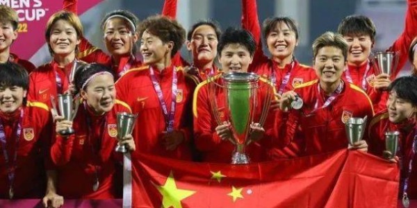 开云体育中国官方网站地址-FIFA专访前国脚韩端：亚洲杯夺冠激励更多女孩踢球