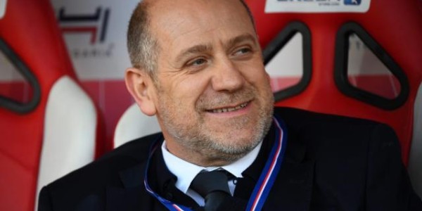 开云体育中国官方网站地址-卖人恁费劲？巴黎管理层暗流涌动，坎波斯快发飙了