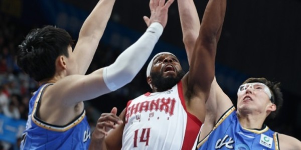 输山西发布会！许利民不满攻守仍表扬球队，周琦再遭眼伤明天检查