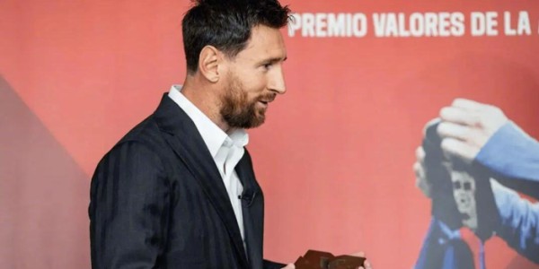 巴萨大选多名重量级人物联系梅西，他始终沉默|莱昂内尔·梅西|巴塞罗那|每日体育报|候选人|俱乐部_新浪体育_新浪新闻