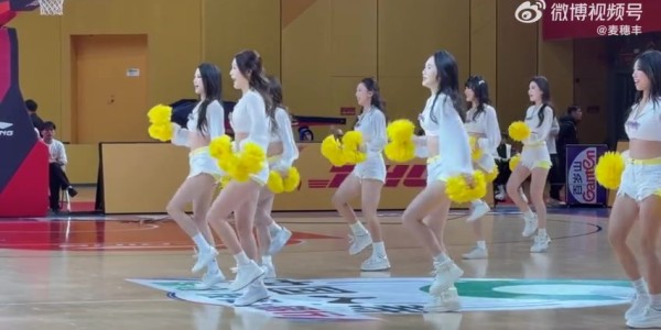 开云体育平台APP下载-活力十足！媒体人晒广州男篮主场啦啦队的舞蹈表演视频